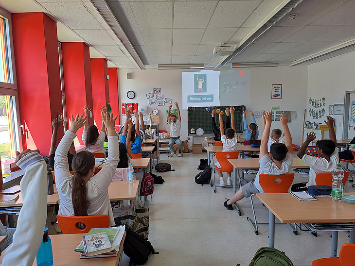   So macht Lernen Spaß: Unterricht, der Kinder begeistert  Lernen fürs Leben: Rückengesundheit fängt in jungen Jahren an 